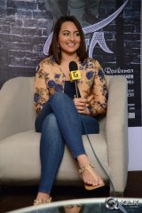 Sonakshi Sinha Interview About Lingaa Movie
